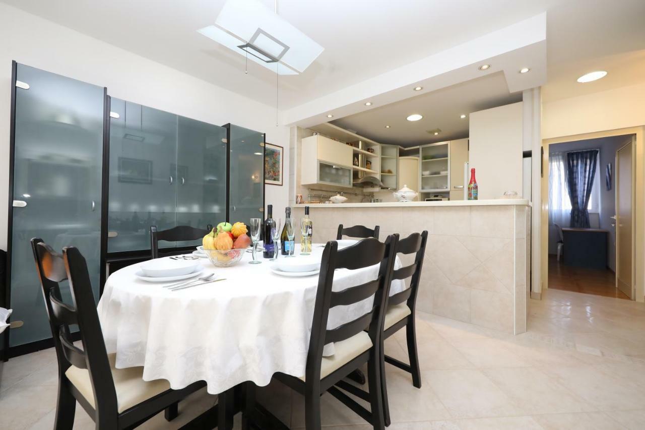 زادار Apartment Riva المظهر الخارجي الصورة