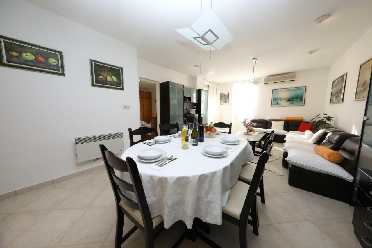 زادار Apartment Riva المظهر الخارجي الصورة
